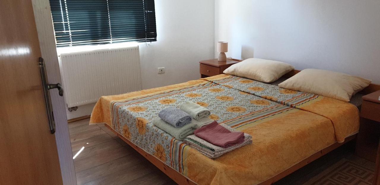 Apartments Nena 3* Ližnjan Εξωτερικό φωτογραφία